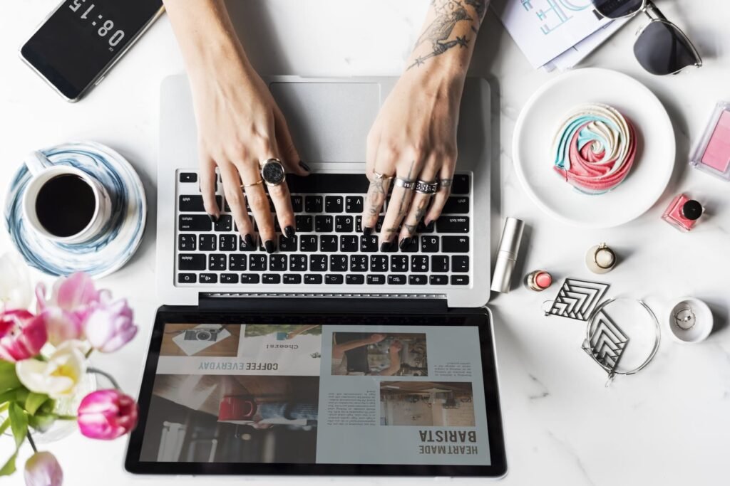 10 Elementos Clave para una Página Web que Convierta Visitas en Clientes